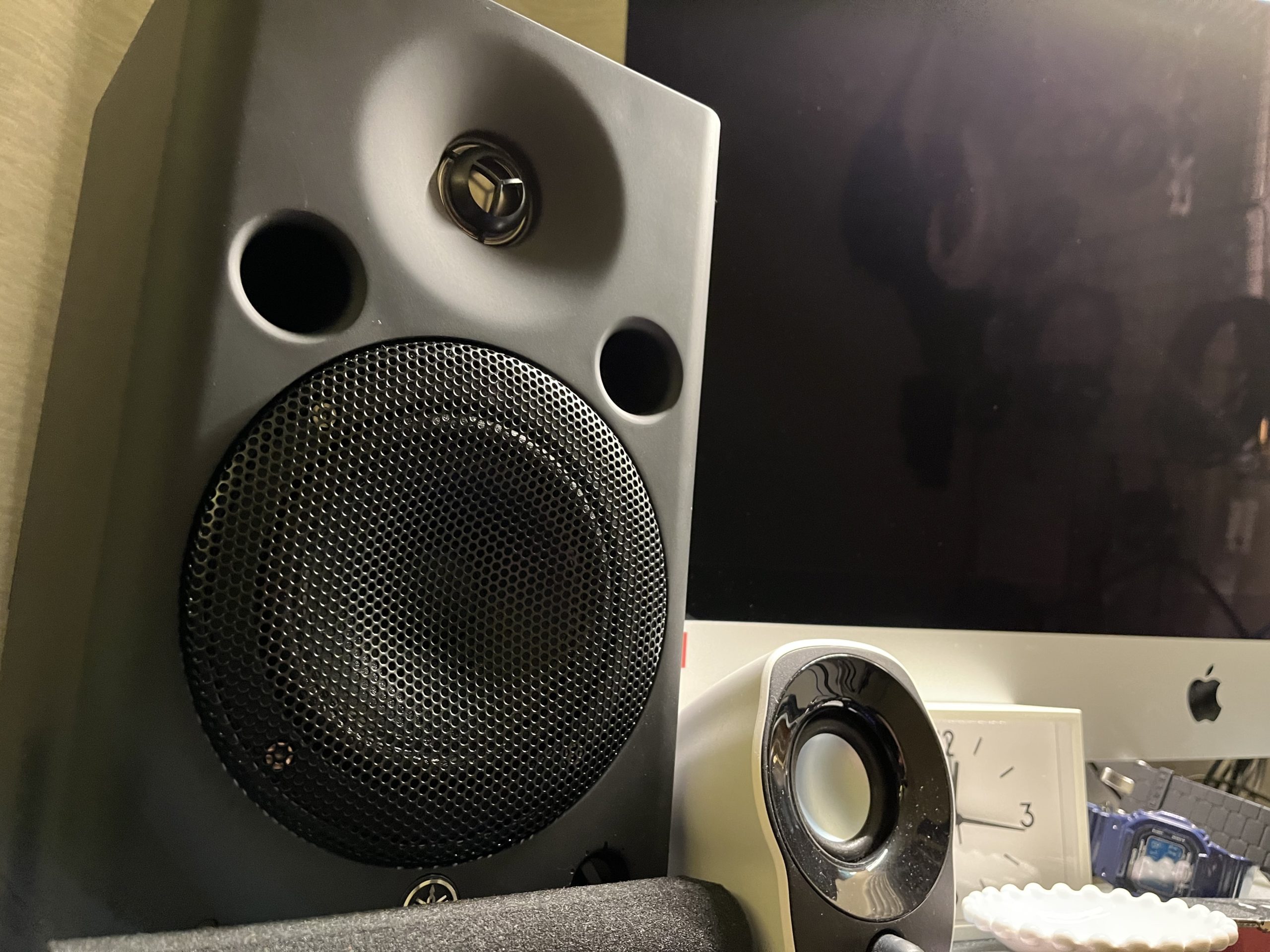 スタジオ標準「YAMAHA MSP5」vs「iLoud Micro Monitor」 | tonarimachi.com